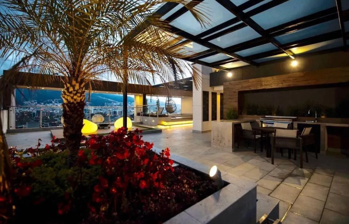 Exclusivo Alojamiento, Excelente Vista Y Ubicacion Quito Apartment